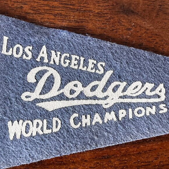 Vintage 1960s LA Los Angeles Dodgers World Champions Baseball Pennant 9" Blue - Picture 4 of 9